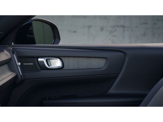 Volvo  EX40 Single Motor Extended Range Ultra Europa 82 kWh | Achterbank verwarmd | Alarmsysteem | Elektrisch... ActivLease financial lease