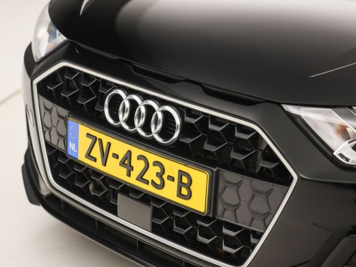 Audi A1 Sportback Sportback 30 TFSI Sport Automaat (APPLE CARPLAY, VIRTUAL DASHBOARD, GROOT NAVI, STOELVERWARMING, ... ActivLease financial lease