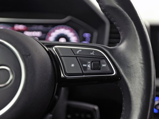 Audi A1 Sportback Sportback 30 TFSI Sport Automaat (APPLE CARPLAY, VIRTUAL DASHBOARD, GROOT NAVI, STOELVERWARMING, ... ActivLease financial lease