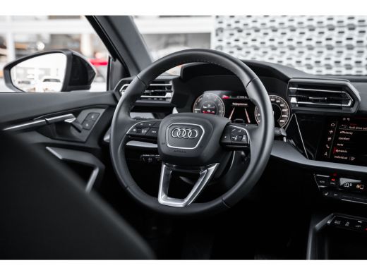 Audi A3 Sportback 40 TFSI e Advanced edition | Panoramadak | Stoelverwarming | ACC | Dode hoek | ActivLease financial lease