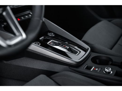 Audi A3 Sportback 40 TFSI e Advanced edition | Panoramadak | Stoelverwarming | ACC | Dode hoek | ActivLease financial lease