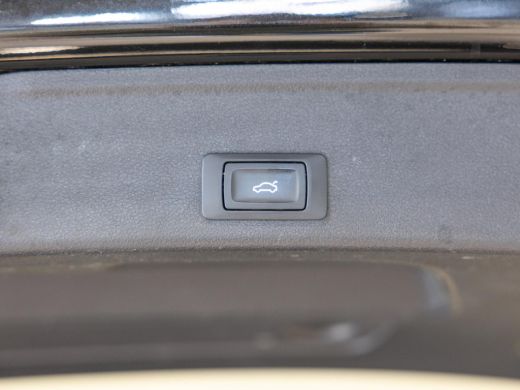 Audi A4 Avant 35 TFSI Advanced Edition / 150pk / Panorama dak / Leder / Stoelverwarming / ActivLease financial lease