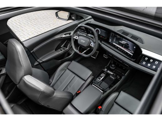 Audi Q6 e-tron S edition 83 kWh / 252 pk | Adaptive air suspension | Adaptive cruise control | Audi sound system ActivLease financial lease