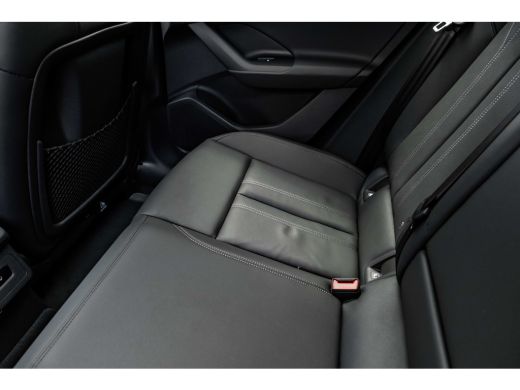 Audi Q6 e-tron S edition 83 kWh / 252 pk | Adaptive air suspension | Adaptive cruise control | Audi sound system ActivLease financial lease