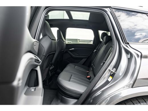 Audi Q6 e-tron S edition 83 kWh / 252 pk | Adaptive air suspension | Adaptive cruise control | Audi sound system ActivLease financial lease
