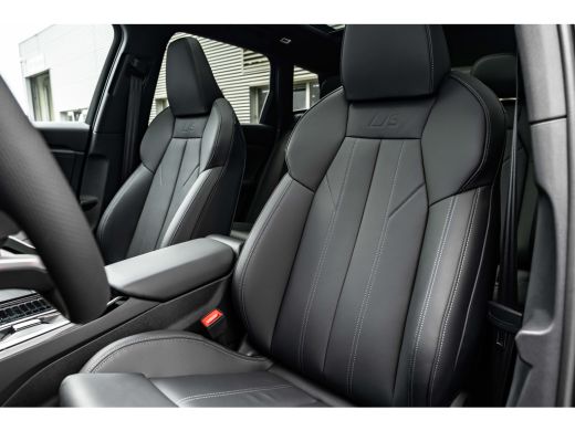 Audi Q6 e-tron S edition 83 kWh / 252 pk | Adaptive air suspension | Adaptive cruise control | Audi sound system ActivLease financial lease