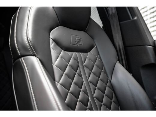 Audi Q8 55 TFSI e quattro Pro Line Advanced| Panoramadak | Nachtzichtassistent | B&O | Vierwielbesturing ... ActivLease financial lease