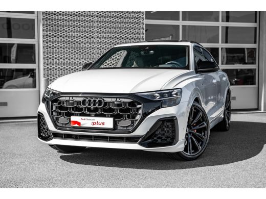 Audi Q8 55 TFSI e quattro Pro Line Advanced| Panoramadak | Nachtzichtassistent | B&O | Vierwielbesturing ... ActivLease financial lease