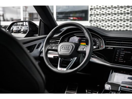 Audi Q8 60 TFSI e quattro Pro Line S Competition ABT Aero Package | Panoramadak | Trekhaak | Remote Park ... ActivLease financial lease