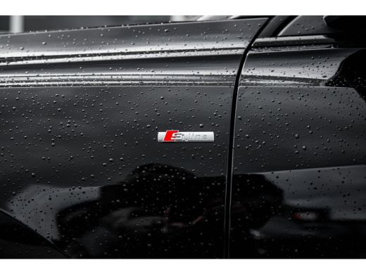 Audi Q8 60 TFSI e quattro Pro Line S Competition ABT Aero Package | Panoramadak | Trekhaak | Remote Park ... ActivLease financial lease