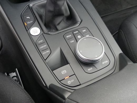 BMW 1 Serie 118i Business Edition ActivLease financial lease