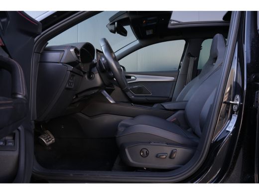 CUPRA Leon Sportstourer 1.5 TSI e-Hybrid 204pk Business | Panoramadak | Sennheiser | Camera | Stoel & Stuurverwarming | 18" ActivLease financial lease
