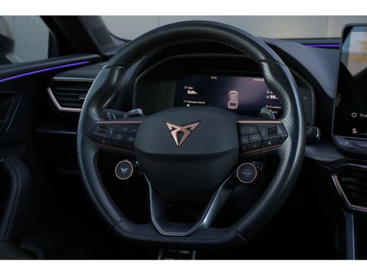 CUPRA Leon Sportstourer 1.5 TSI e-Hybrid 204pk Business | Panoramadak | Sennheiser | Camera | Stoel & Stuurverwarming | 18" ActivLease financial lease