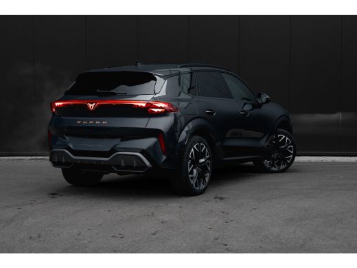 CUPRA Terramar 1.5 TSI e-Hybrid 272pk VZ Performance | Garantie t/m 2030 | Panoramadak | Trekhaak | 360 Camera |... ActivLease financial lease