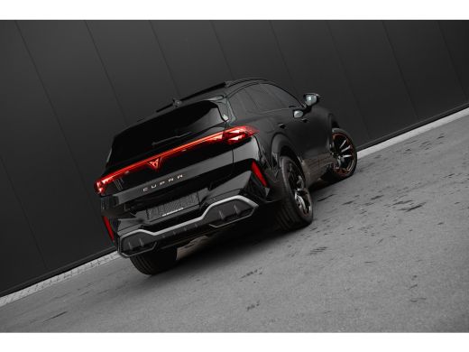 CUPRA Terramar 1.5 TSI e-Hybrid 272pk VZ Performance | Panoramadak | Trekhaak | 20" | Sennheiser ActivLease financial lease