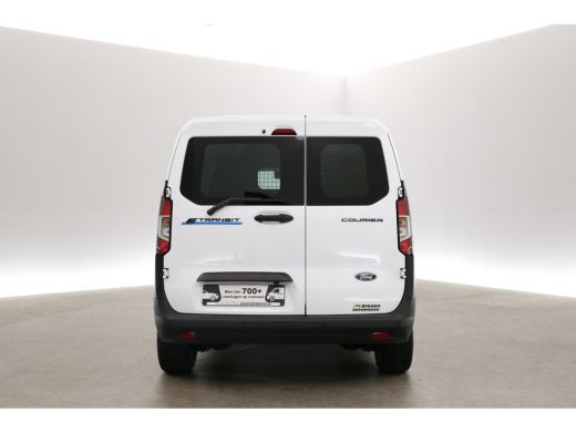 Ford Courier 54 kWh 136PK | Snelladen | Virtual | Camera | Cruise | Carplay | Stoel/Stuurverw. ActivLease financial lease