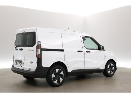 Ford Courier 54 kWh 136PK | Snelladen | Virtual | Camera | Cruise | Carplay | Stoel/Stuurverw. ActivLease financial lease