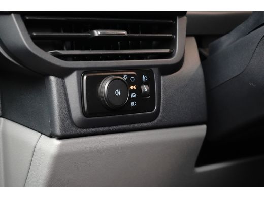 Ford E-Transit Custom 340 L2H1 Limited 71 kWh ActivLease financial lease
