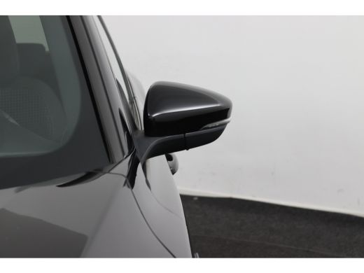 Ford Focus 1.0 EcoBoost Hybrid ST Line | Winterpack | Camera | LED | Cruise Control | Keyless Entry/Go | DAB... ActivLease financial lease
