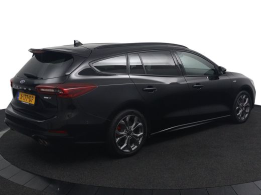 Ford Focus 1.0 EcoBoost Hybrid ST Line | Winterpack | Camera | LED | Cruise Control | Keyless Entry/Go | DAB... ActivLease financial lease