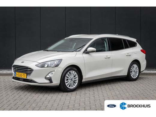 Ford Focus 1.0 EcoBoost Titanium Automaat | 100% dealer o.h. | Adaptieve cruise | Trekhaak | Winter-pack | E... ActivLease financial lease