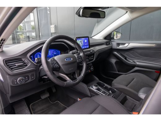 Ford Focus 1.0 EcoBoost Titanium Automaat | 100% dealer o.h. | Adaptieve cruise | Trekhaak | Winter-pack | E... ActivLease financial lease