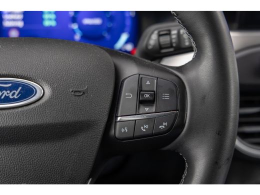 Ford Focus 1.0 EcoBoost Titanium Automaat | 100% dealer o.h. | Adaptieve cruise | Trekhaak | Winter-pack | E... ActivLease financial lease