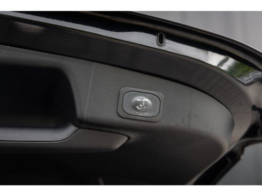 Ford Focus 1.0 EcoBoost Titanium Automaat | Adaptieve cruise | Winter-pack | Afn. Trekhaak | Camera | Elec. ... ActivLease financial lease