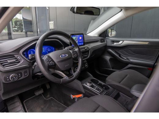 Ford Focus 1.0 EcoBoost Titanium Automaat | Adaptieve cruise | Winter-pack | Afn. Trekhaak | Camera | Elec. ... ActivLease financial lease