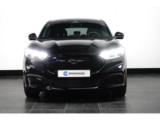 Ford Mustang Mach-E Mach-E Extended Premium AWD 88 kWh | B&O | 360 Camera | 19 Inch | ActivLease financial lease