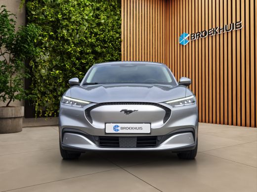Ford Mustang Mach-E Mach-E Ext. Range 98kWh | Draadloos Apple Carplay | Adapt. Cruise | BLIS | LED | Leer | 18'' ActivLease financial lease