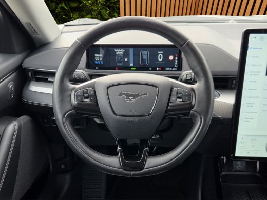 Ford Mustang Mach-E Mach-E Ext. Range 98kWh | Draadloos Apple Carplay | Adapt. Cruise | BLIS | LED | Leer | 18'' ActivLease financial lease