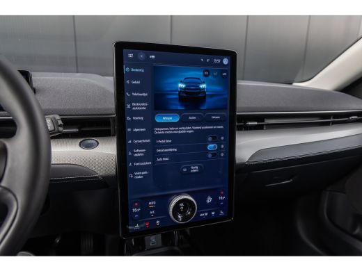 Ford Mustang Mach-E Mach-E RWD 75 kWh | Camera | Adapt. Cruise | Standkachel | Stoel en Stuurverwarming | Apple/Andro... ActivLease financial lease