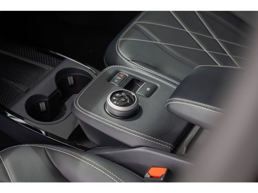 Ford Mustang Mach-E Mach-E RWD 75 kWh | Camera | Adapt. Cruise | Standkachel | Stoel en Stuurverwarming | Apple/Andro... ActivLease financial lease