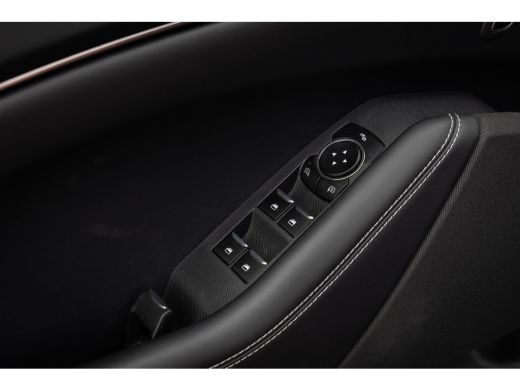 Ford Mustang Mach-E Mach-E RWD 75 kWh | Camera | Adapt. Cruise | Standkachel | Stoel en Stuurverwarming | Apple/Andro... ActivLease financial lease