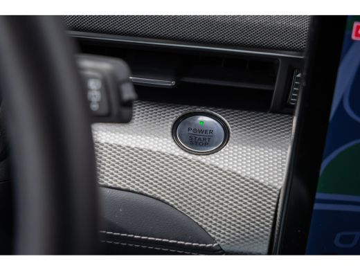 Ford Mustang Mach-E Mach-E RWD 75 kWh | Camera | Adapt. Cruise | Standkachel | Stoel en Stuurverwarming | Apple/Andro... ActivLease financial lease