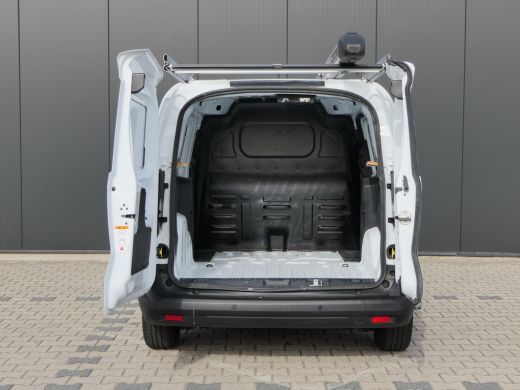 Ford Transit Courier 1.0 EcoBoost Benzine! | Imperiaal | Cruise Control | CarPlay/Android Auto | Schuifdeur | Bluetoot... ActivLease financial lease