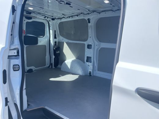 Ford Transit Custom L1H1 Trend 136PK | Trekhaak | Camera | CarPlay | ActivLease financial lease