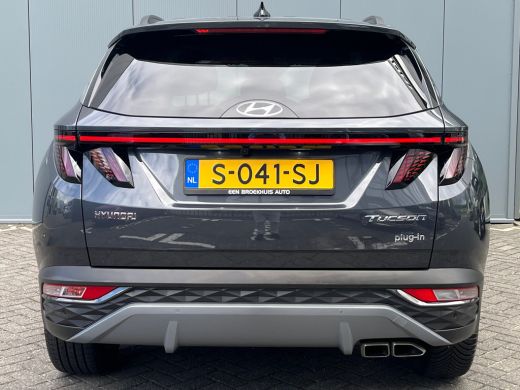 Hyundai Tucson 1.6 T-GDI 265pk PHEV Comfort Smart 4WD | Climate | Camera | Carplay | Keyless | Navigatie | Full ... ActivLease financial lease