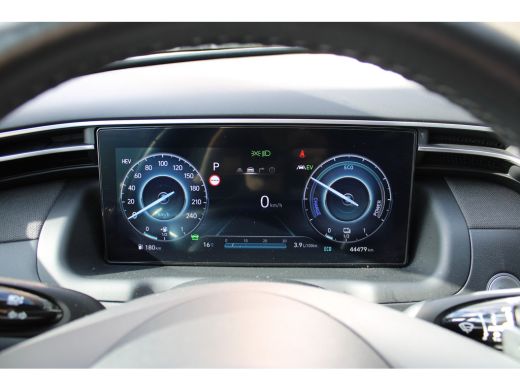 Hyundai Tucson 1.6 T-GDI PHEV Comfort Smart 4WD | DAB ontvanger | Achteruitrijcamera | | Achterbank in delen nee... ActivLease financial lease