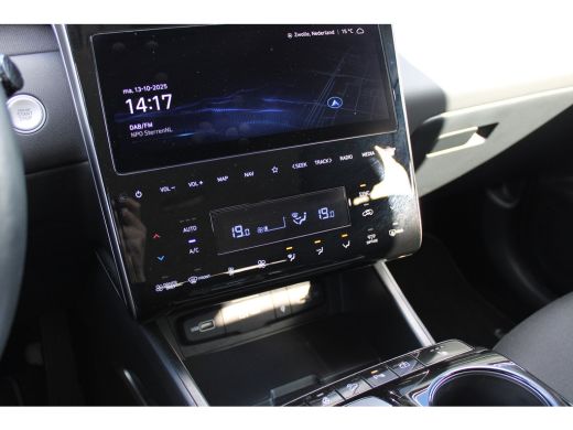 Hyundai Tucson 1.6 T-GDI PHEV Comfort Smart 4WD | DAB ontvanger | Achteruitrijcamera | | Achterbank in delen nee... ActivLease financial lease