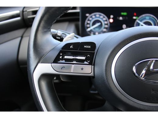 Hyundai Tucson 1.6 T-GDI PHEV Comfort Smart 4WD | DAB ontvanger | Achteruitrijcamera | | Achterbank in delen nee... ActivLease financial lease