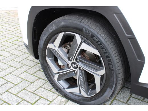 Hyundai Tucson 1.6 T-GDI PHEV Comfort Smart 4WD | DAB ontvanger | Achteruitrijcamera | Adaptive cruise control |... ActivLease financial lease
