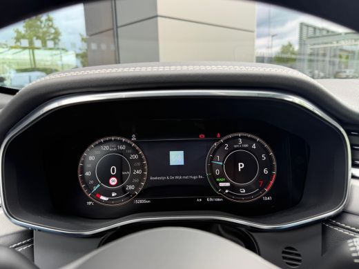 Jaguar F-PACE P400e PHEV R-Dynamic S | Pano | Afneembare trekhaak | Black Pack | Adaptieve Cruise Control | Mer... ActivLease financial lease