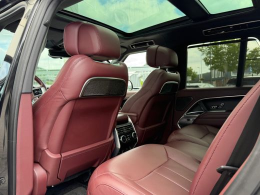 Land Rover Range Rover P460e Autobiography | Vierwielsturing | Meridian Signature | 23 Inch | Shadow Pack | El. trekhaak... ActivLease financial lease