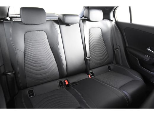 Mercedes-Benz A-Klasse 180 *1ste Eigenaar*Leer*Stoelverwarming*Navigatie* ActivLease financial lease