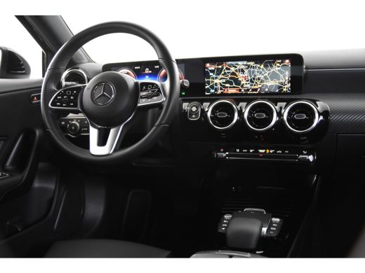 Mercedes-Benz A-Klasse 180 *1ste Eigenaar*Leer*Stoelverwarming*Navigatie* ActivLease financial lease