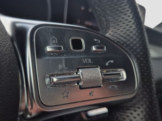 Mercedes-Benz GLC 300e 4MATIC Business Solution AMG Camera | Full LED | Elektr. Achterklep | Stoelverwarming | Full... ActivLease financial lease