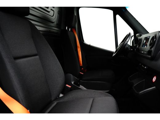 Mercedes-Benz Sprinter 315 1.9 CDI L2H2 FWD | Achteruitrijcamera | Houten vloer in laadruimte | Navigatiesysteem full map ActivLease financial lease