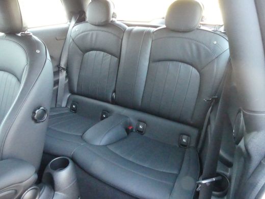 Mini Cooper S 2.0 Cooper S Classic JCW | STOEL+VOORRUITVERWARMING | CAMERA | NAVI | GETINT GLAS | PARKEERSENSOR... ActivLease financial lease
